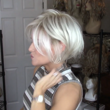 将图片加载到图库查看器,Personality Platinum Mixed Short Wig