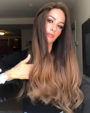 将图片加载到图库查看器,Brown gradient curly wig