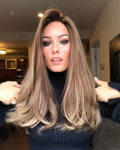 将图片加载到图库查看器,Medium long blond