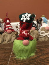 将图片加载到图库查看器,How the Christmas thief Stole Christmas / The Grinch Christmas Gnome