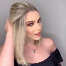 将图片加载到图库查看器，Medium long golden gradient wig
