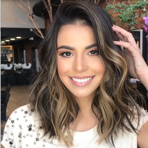 Gold shoulder short hair