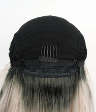 将图片加载到图库查看器，Moon Nymph
