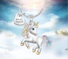 将图片加载到图库查看器，Unicorn Necklace
